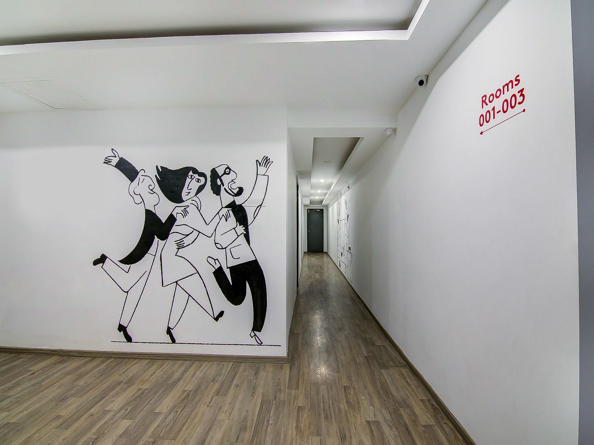 Oyo Townhouse 034 -Halcyon Hitech City Road ไฮเดอราบัด ภายนอก รูปภาพ